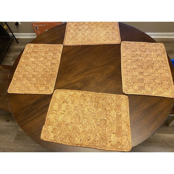 Placemats Natural Rattan Wicker Woven Rectangular Set of 4 Size 17" x 11.5" - Picture 1 of 8